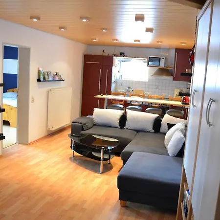 Ferien Bei Freunden Im Holzhaus * מונשאו